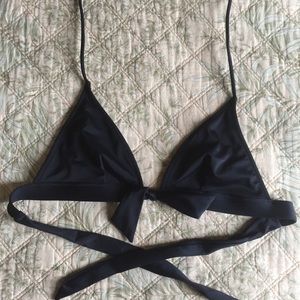 Black bikini top